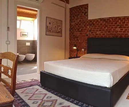 Loft Bed and Breakfast 4*