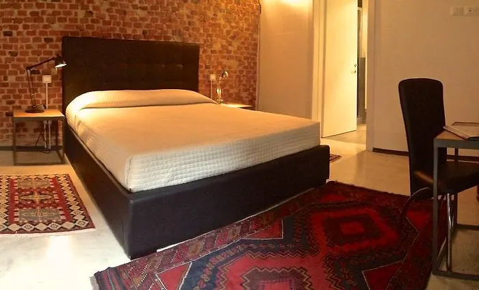 Bed & Breakfast Loft 4*