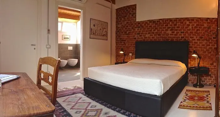 Loft Bed & Breakfast 4*